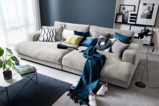 KAWOLA Big Sofa MADELINE Stoff silber