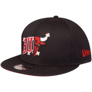 New Era 9FIFTY Snapback Cap - HALF STITCH Chicago Bulls