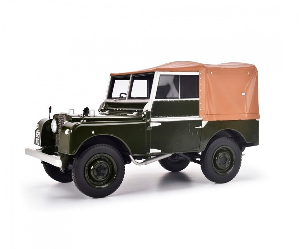Land Rover 80 mit geschlossenem Softtop Lim. Edt. Modell von Schuco 1:12