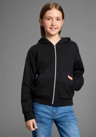 KIDSWORLD Kapuzensweatjacke "Lässige Sweatjacke mit kleinem Logo" Lockere Form