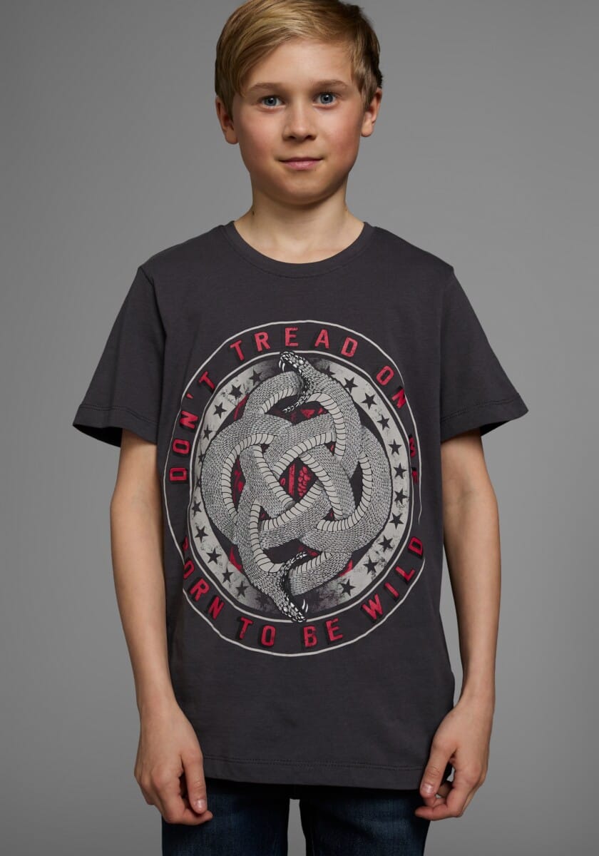 KIDSWORLD T-Shirt Kurzarm, Basic-Passform, mit modischem Druck, Rundhalsausschnitt