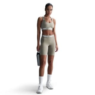 Nike Pro 365 8-Zoll Kompressionsshorts XS Damen – Grüner, bequemer Lauf- und Trainingskomfort