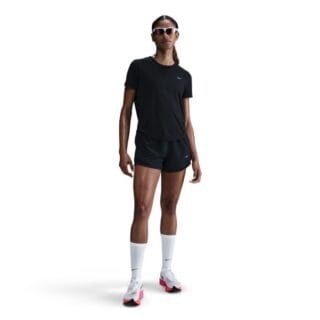 Nike Tempo Dri-FIT SS Tee für Damen - Schwarz/Reflektierendes Silber für optimalen Laufkomfort und Atmungsaktivität