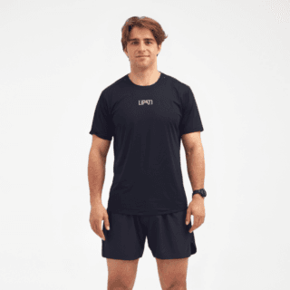 LIPATI Sunbeam SS T-Shirt für Herren – Lauf- und Trainingsshirt in Schwarz, bequem & leistungsstark