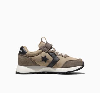 Converse Sneaker "OMEGA TRAINER EASY ON"
