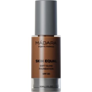 Mádara Equal Foundation SPF20 #90 Chestnut
