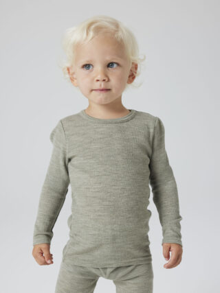 Name It Langarmshirt "NMNWAX WOOL RIB LS TOP NOOS" aus reiner Merinowolle