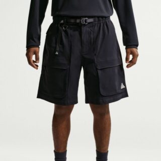 Nike ACG Smith Summit Cargo Shorts Gr. L Schwarz Herren