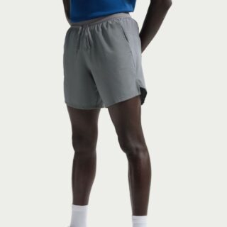 Nike Dri-FIT Stride 7 Inch Shorts Gr. S Grau Herren