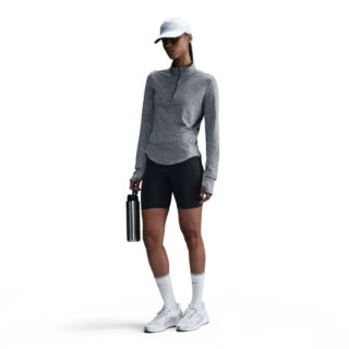 Nike Dri-FIT Swift Damen Laufjacke Grau - Leicht, atmungsaktiv und ideal für kühle Läufe
