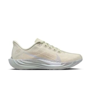Nike Pegasus Plus ESS Gr. 38 Weiß Damen
