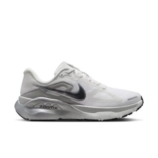 Nike Structure Plus ESS Gr. 37½ Weiß Damen