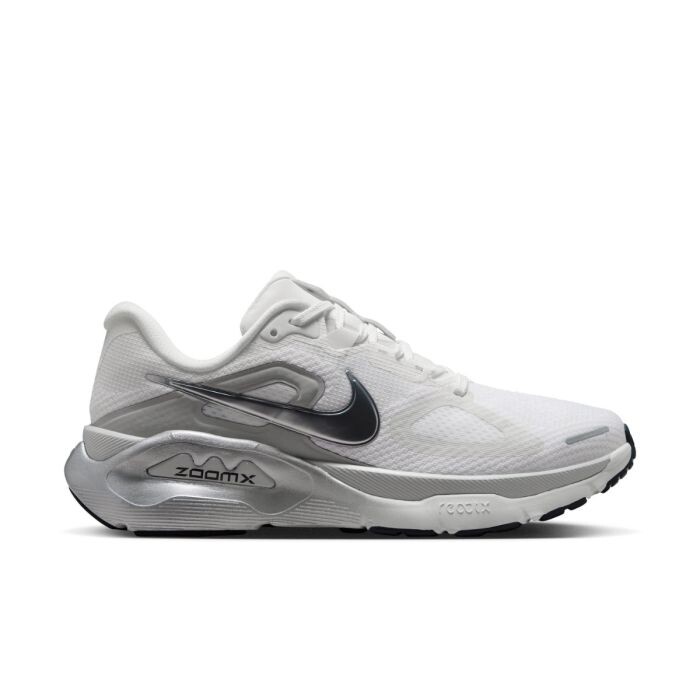 Nike Structure Plus ESS Gr. 37½ Weiß Damen