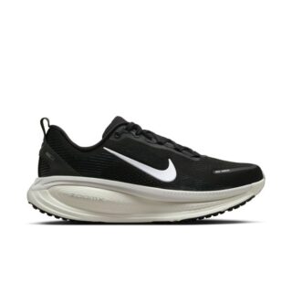 Nike Vomero 18 Laufschuhe Herren Größe 42 - Schwarz, ideal für lange Läufe und optimalen Komfort