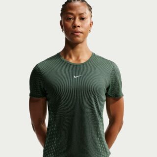 Nike Aero-FIT Swift SS Tee Gr. L Grün Damen