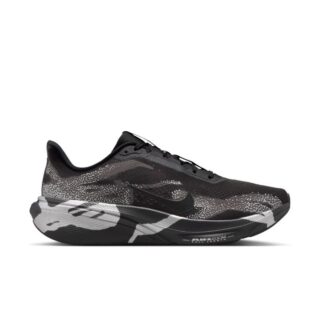 Nike Pegasus 42 DSRPT Gr. 40½ Schwarz Herren