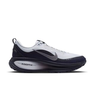 Nike Vomero 18 Gore-Tex Gr. 42½ Grau Herren