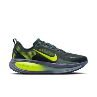 Nike Vomero 18 Gr. 41 Schwarz Herren