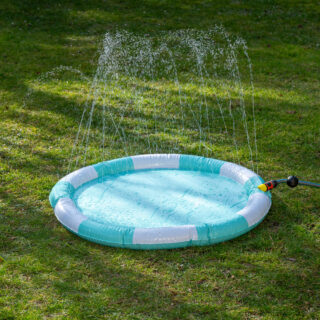 Nomad Tales Bloom Gestreifte Wasserspielmatte - Ø 100 cm