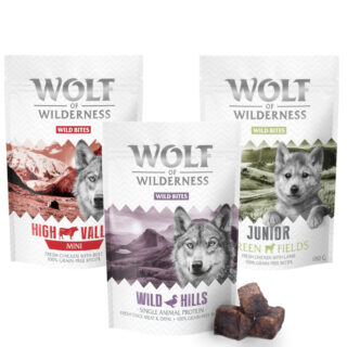 Sparpaket 3 x 180 g: Wolf of Wilderness Snack - Wild Bites - MINI High Valley - Rind & Huhn (kleine Würfel)