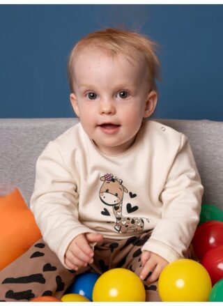 Trigema Sweatshirt "TRIGEMA Baby Sweatshirt mit süßem Giraffen Printmotiv"
